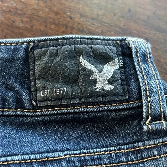 American Eagle Outfitters Dark Blue Jean Shorts Sz 4 - Picture 5 of 6